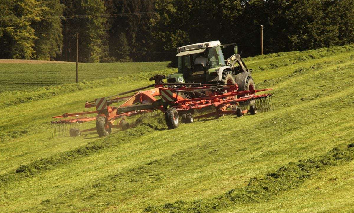 parts of tractor